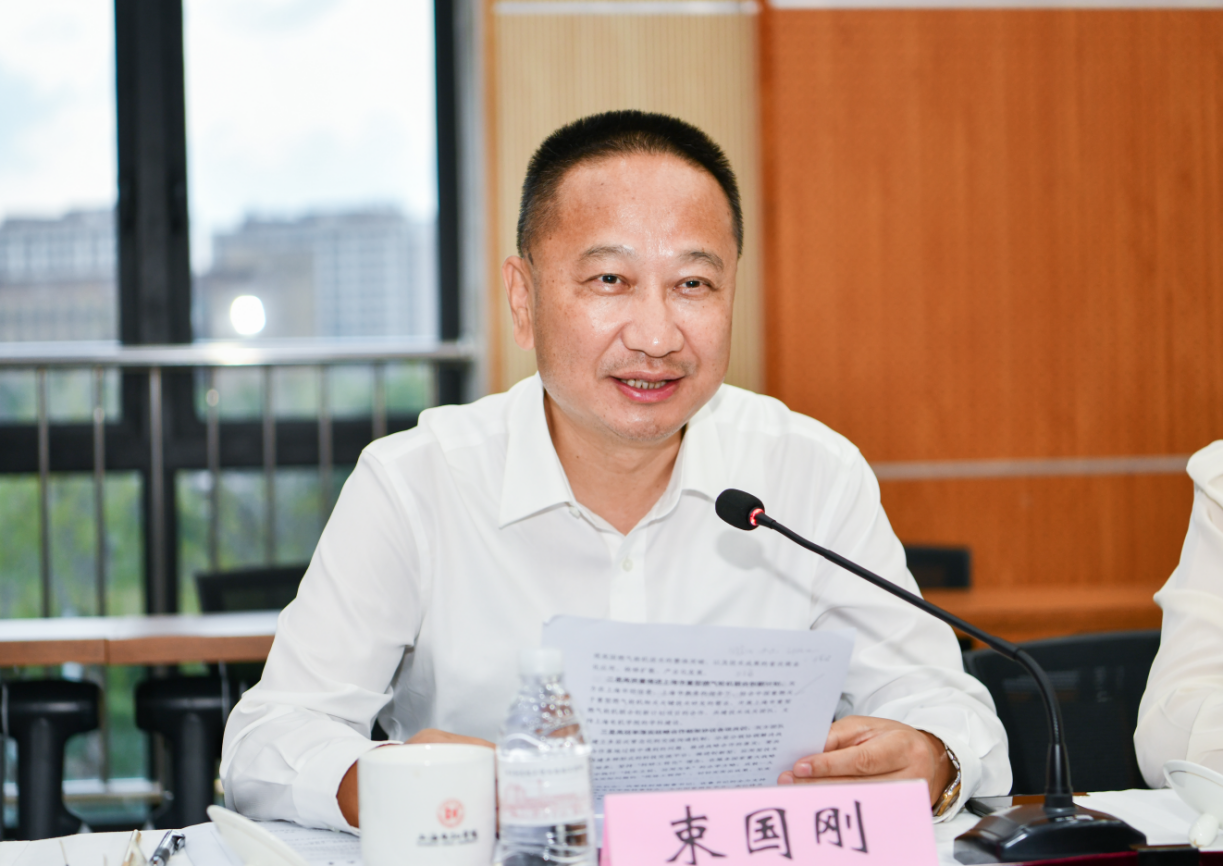 上海电机学院与中国重燃在沪签署战略合作协议